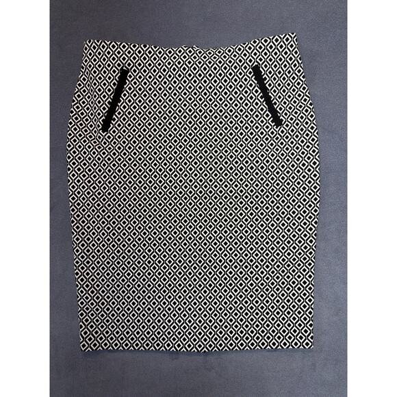 Mosaic & Co. Dresses & Skirts - Mosaic & Co. Geometric Black & White Pencil Skirt Faux Pockets Size XL